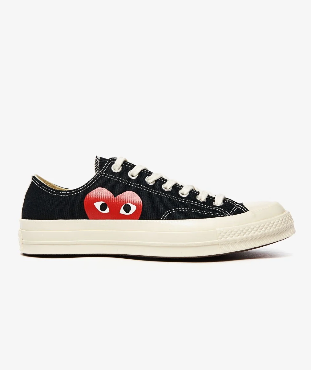 comme-des-gar_ons-play-play-converse-chuck-taylor-low-black-150206c-1_1_2048x